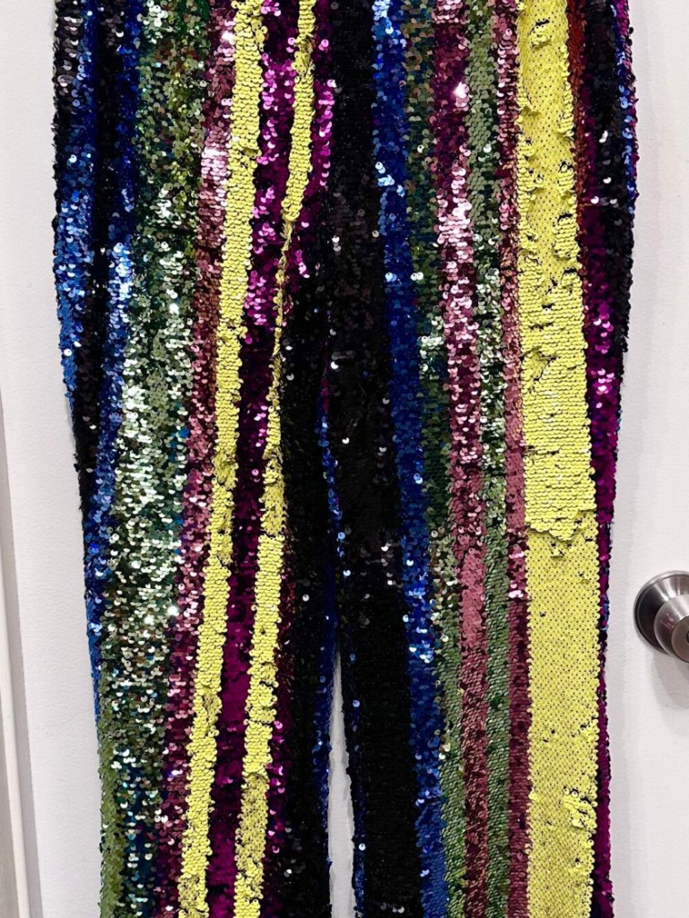 ✨🎉 Strut your game in sequins 🎉✨ Forever 21 sequin striped pants 🌈🕺 - Picture 6 of 10